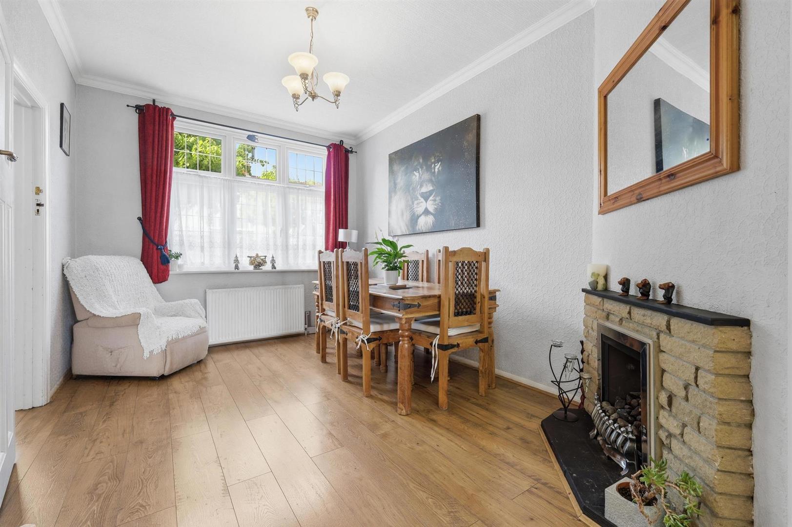 Property Image 9c69de9a-afe0-4e5c-8281-3b19d2798f64