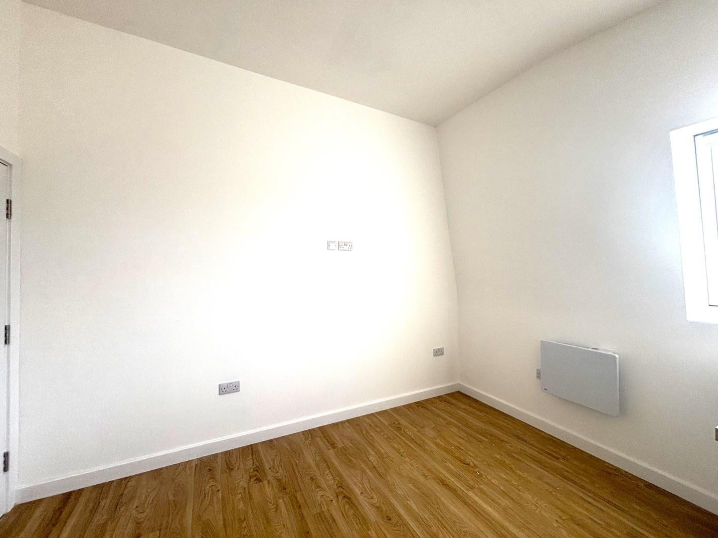 Property Image 9c715fc2-c1ae-4cda-96a3-c2be2f62d77e