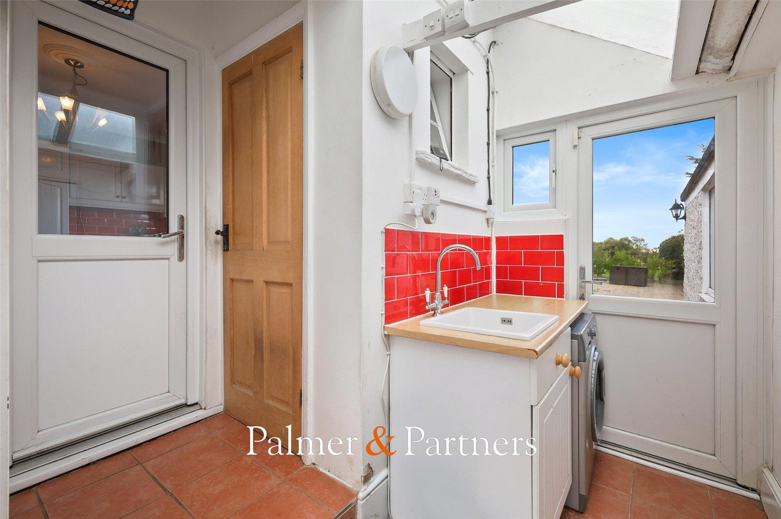 Property Image 9c7674c9-b890-425e-b2e3-05874a142837