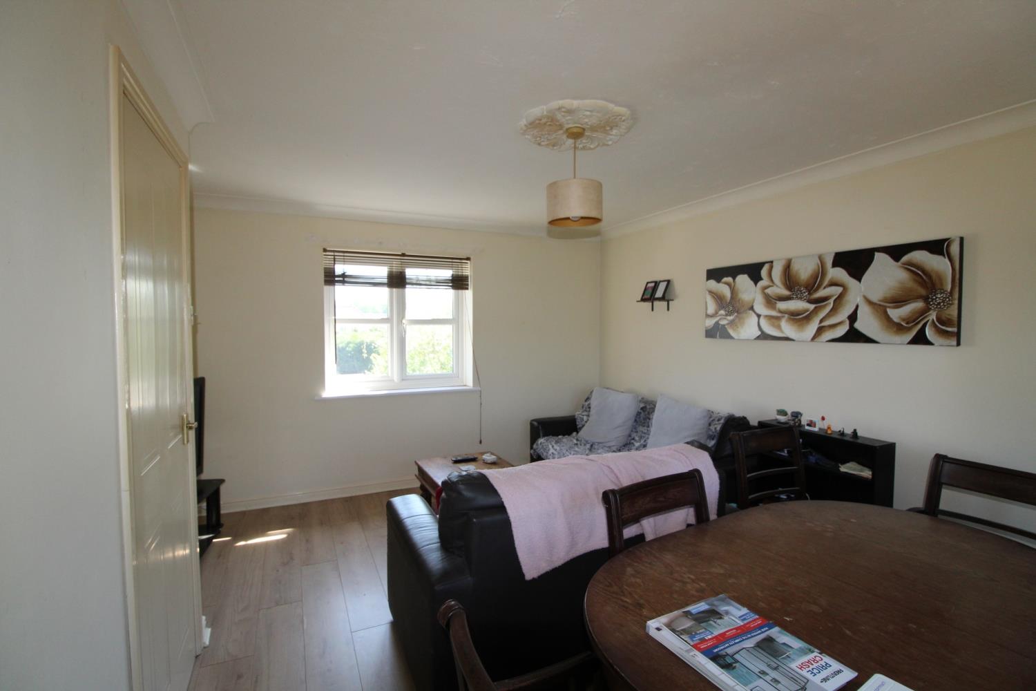 Property Image 9c828e26-5152-40d3-b17f-8ddebaec4065