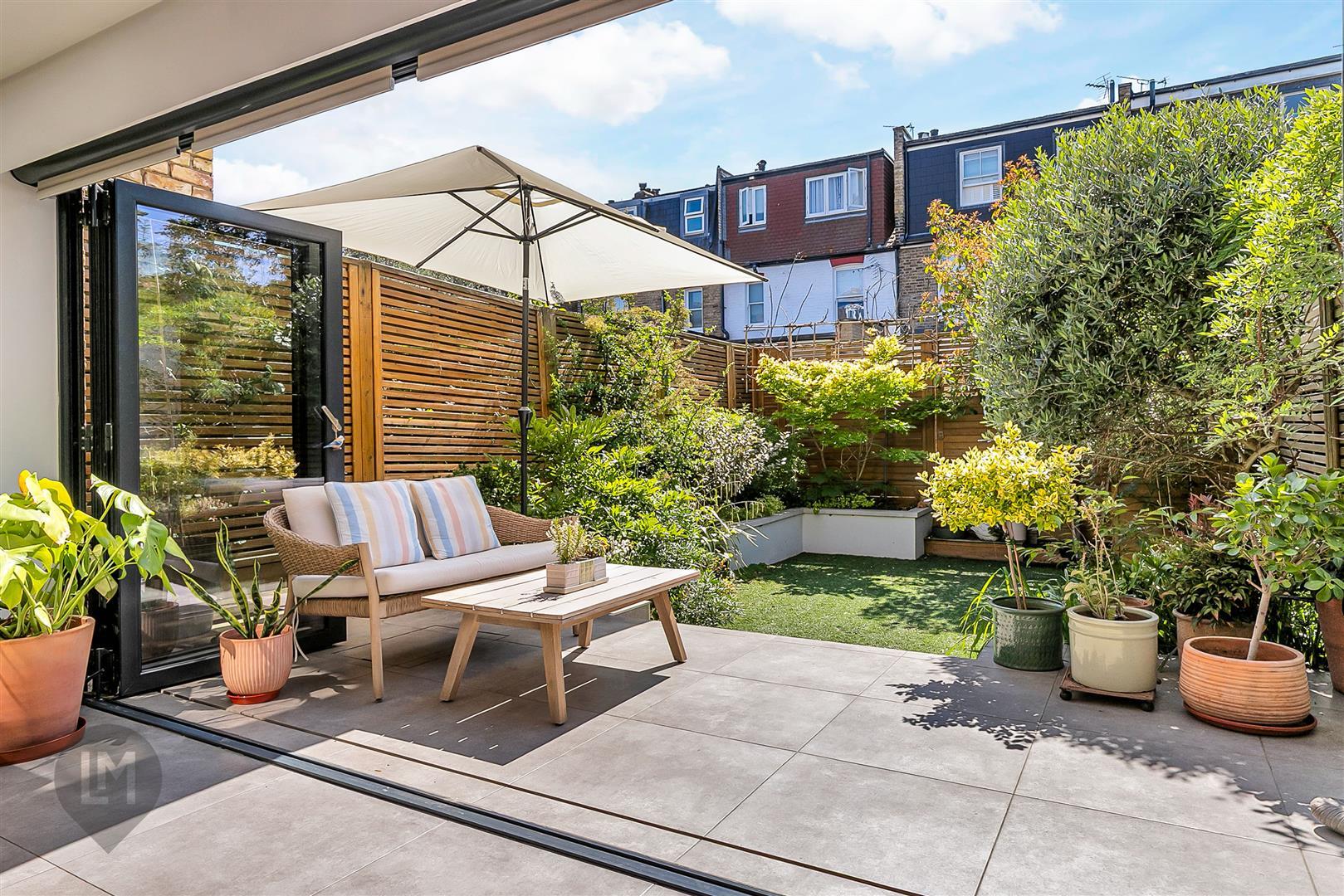 Property Image 9c887a83-37a1-4c15-9d01-ef3f96681d04