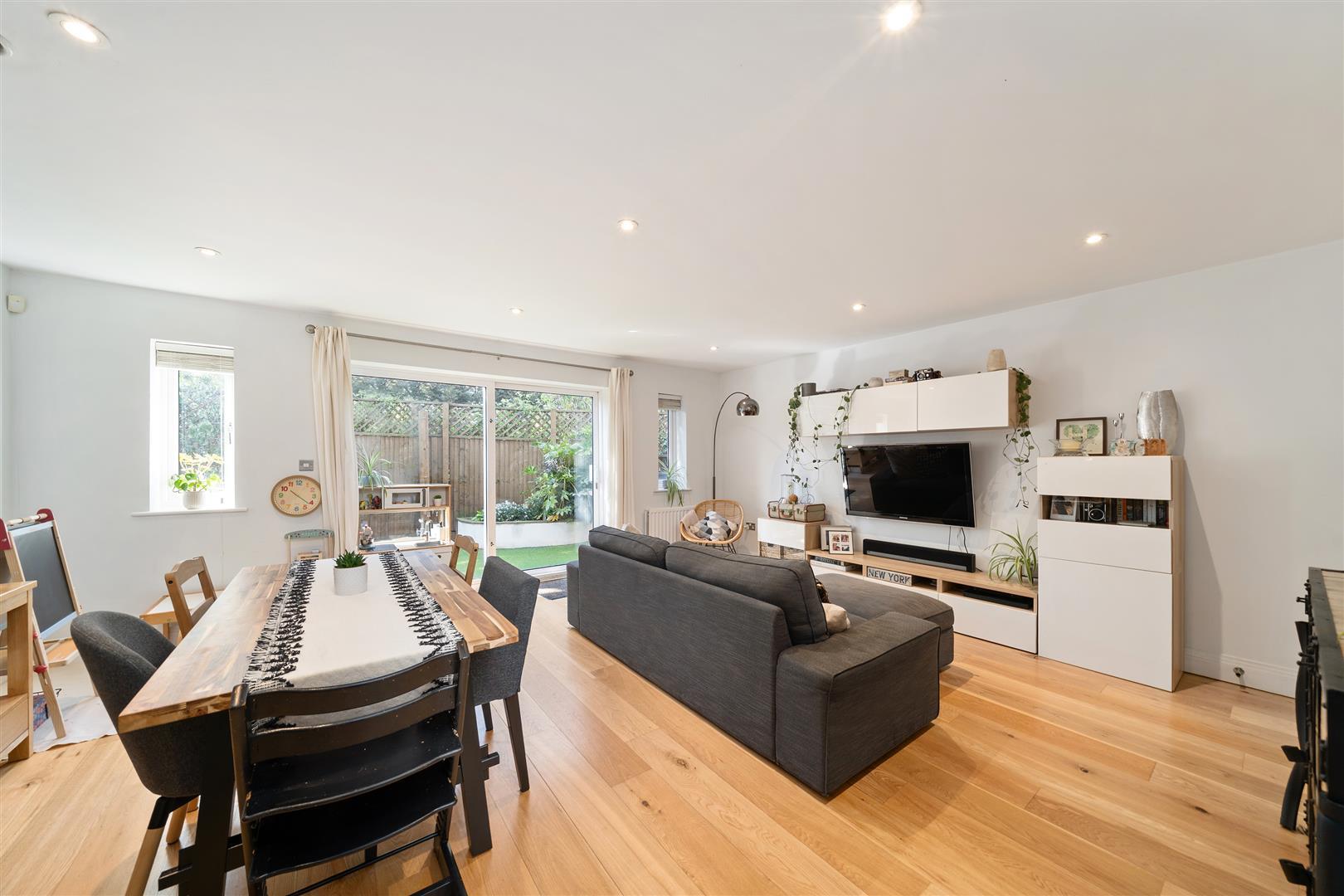 Property Image 9c9e72f4-a664-4ea5-9a91-789400207a85