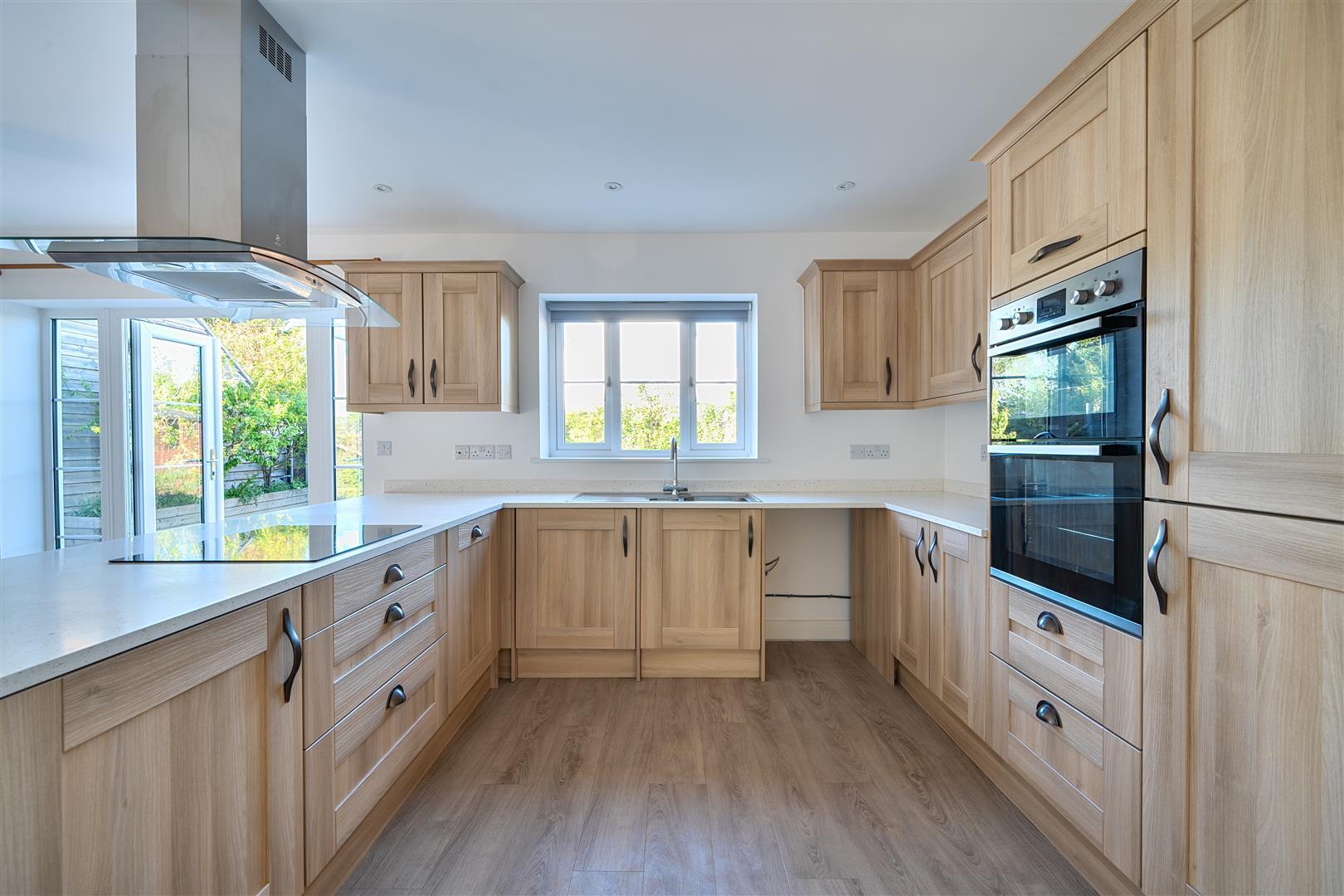 Property Image 9c9f846d-0da6-499e-8367-981e8a4cca8c