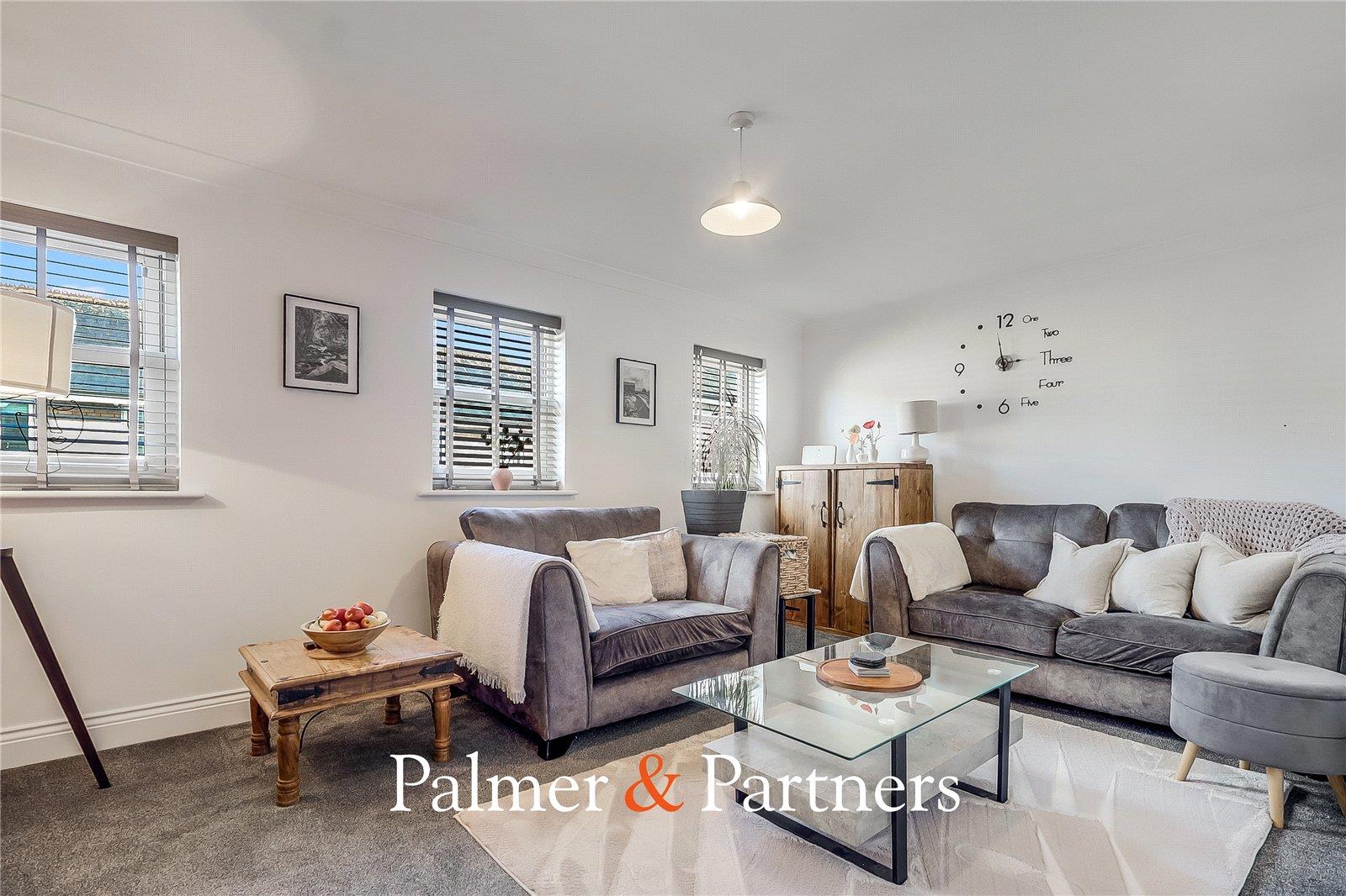 Property Image 9ca878fb-b57f-4ab2-8f01-18a012e8b91d