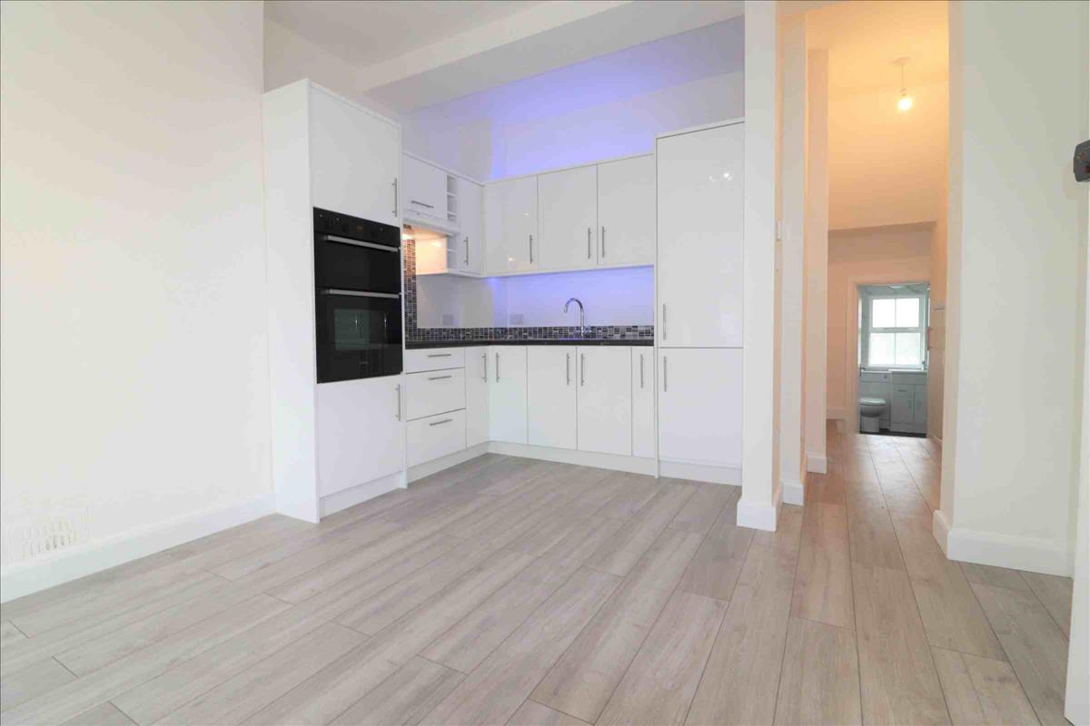 Property Image 9cbbb08e-c90a-4bb3-a725-afccd4d040c8