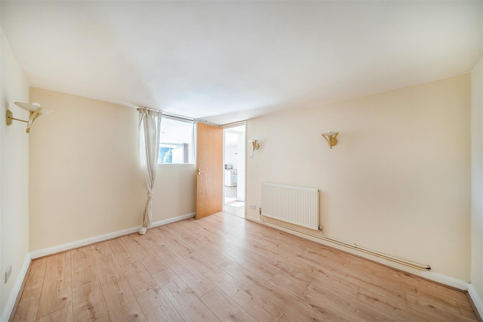 Property Image 9cc1e0a1-daad-43b7-abe5-617b161f2120