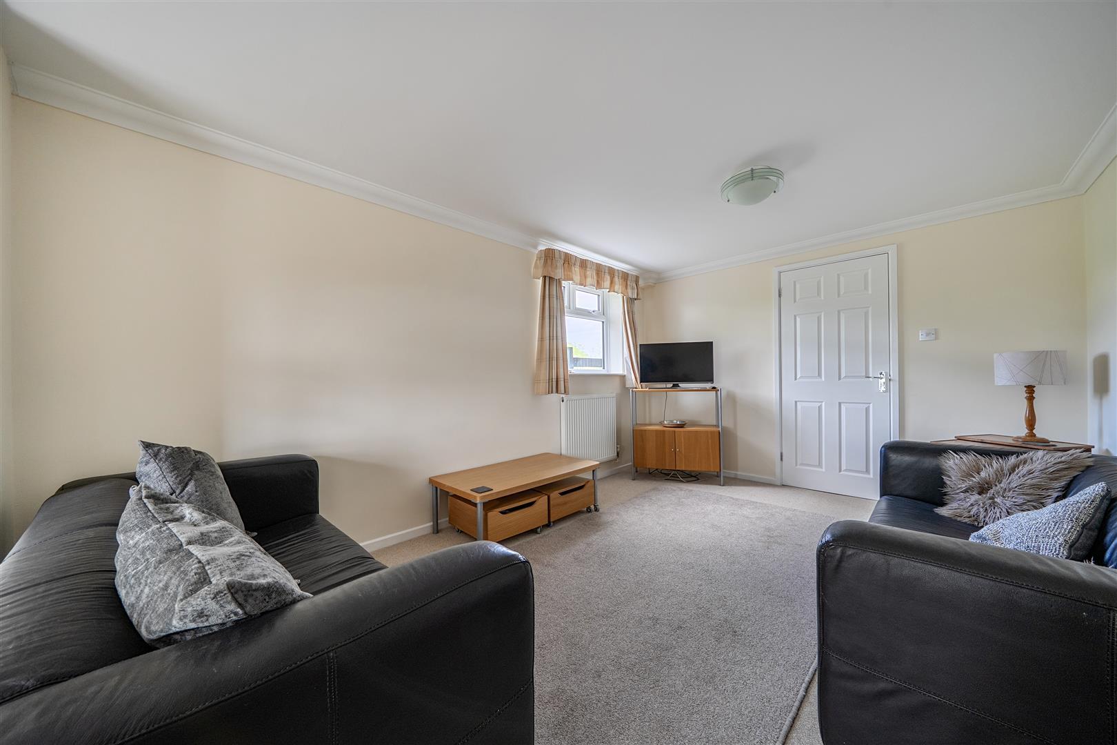 Property Image 9cc2de46-8942-424d-9bc3-8baf8918a815