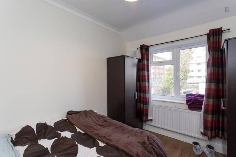 Property Image 9cd46e3e-ee34-467e-bbc7-1986d21b9e47