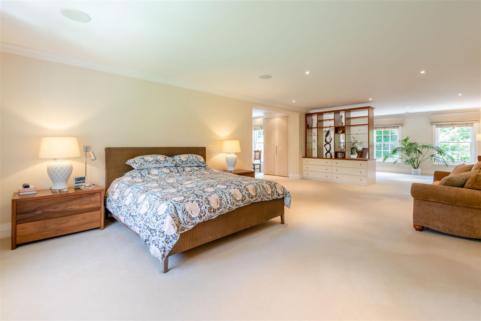 Property Image 9cd48aff-3139-4542-bc5d-5b189a00d3ae
