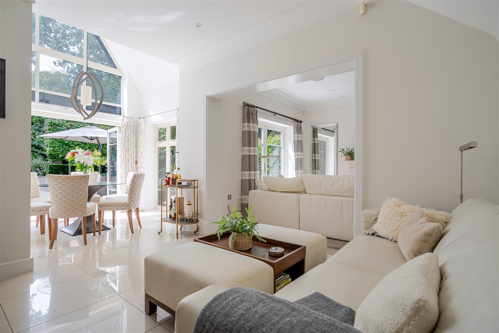 Property Image 9cdda9d0-a4e4-4e72-bd19-a8af3f1dd73c