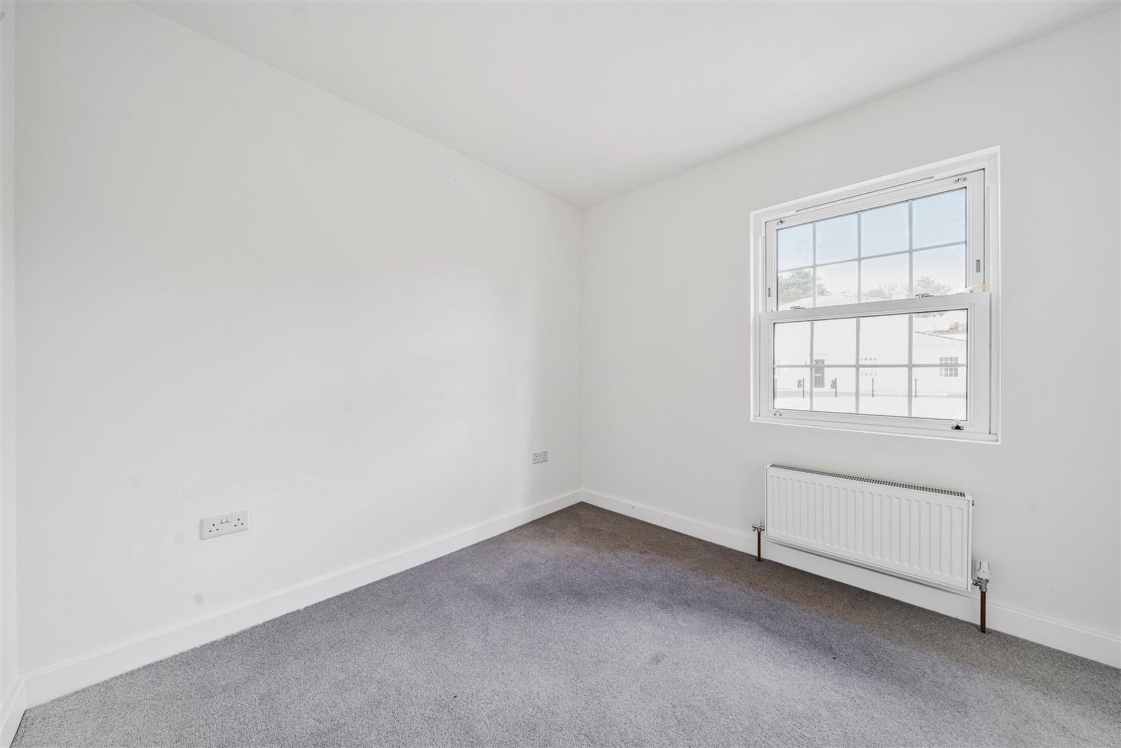 Property Image 9cde4b8e-7ff3-4aa5-9fa5-4b314e4666d9