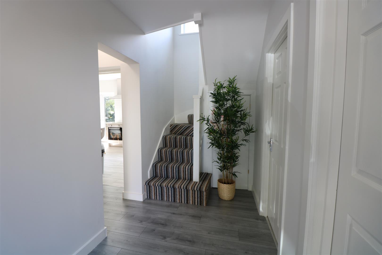 Property Image 9cf1517b-4160-42d7-a719-c607907a1481