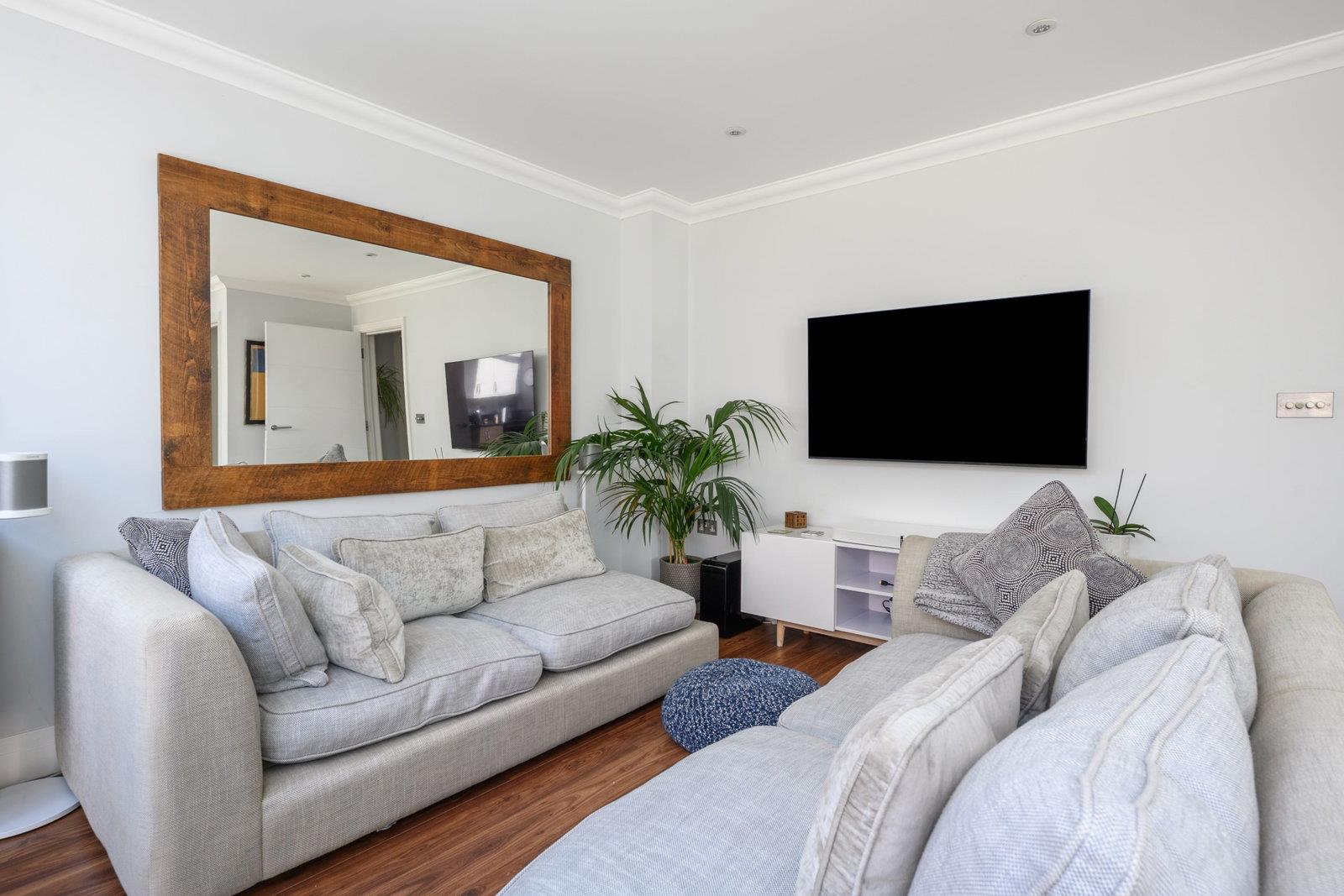 Property Image 9cf1f83b-0520-48c5-9284-729c0773a839
