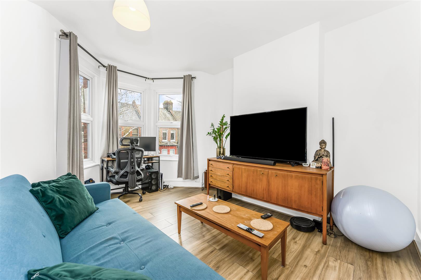 Property Image 9cf26598-dd59-4eee-b9a3-0af0ee501bf2