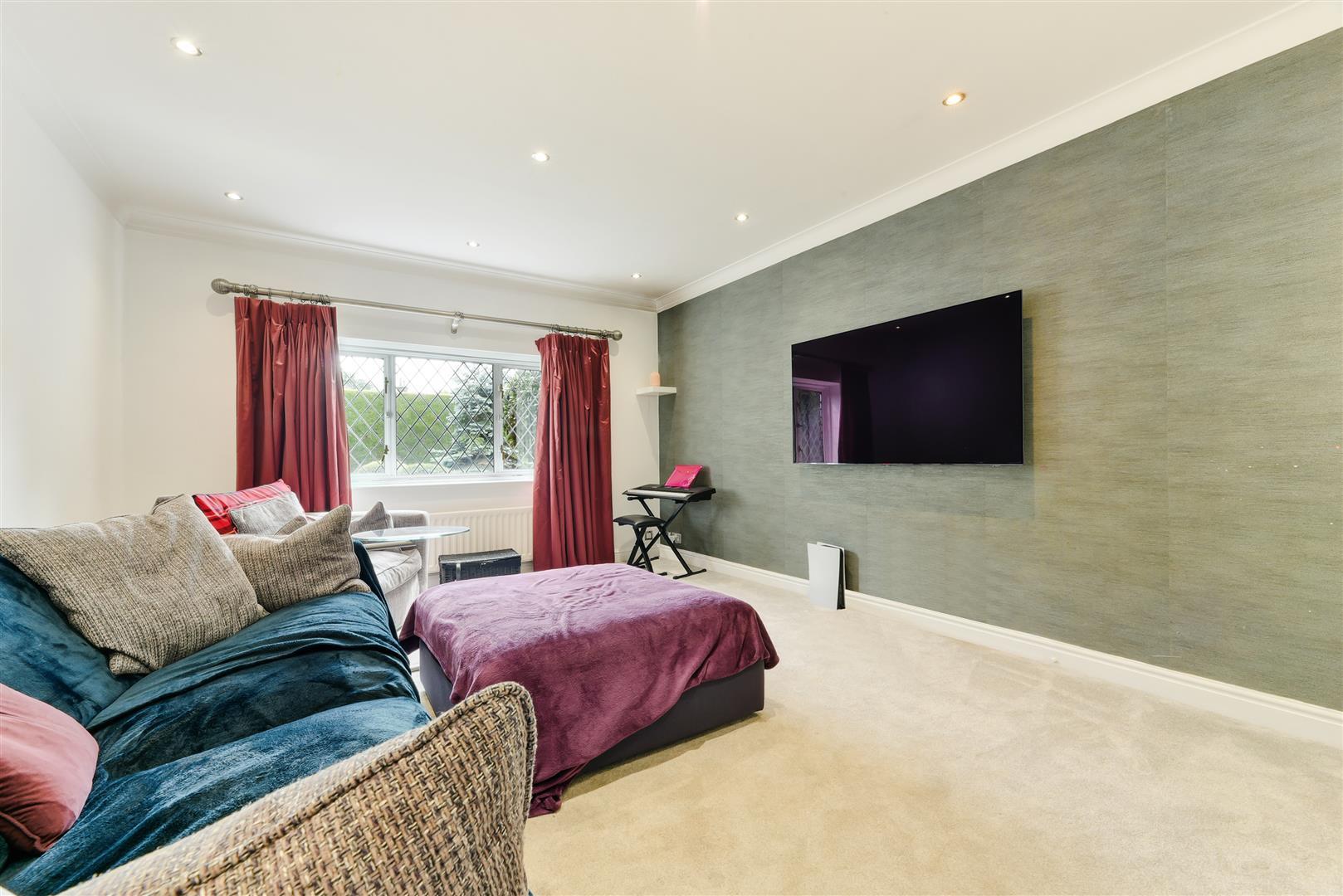 Property Image 9cf77af6-b23e-4f1c-91b9-40ef8ffab0a2