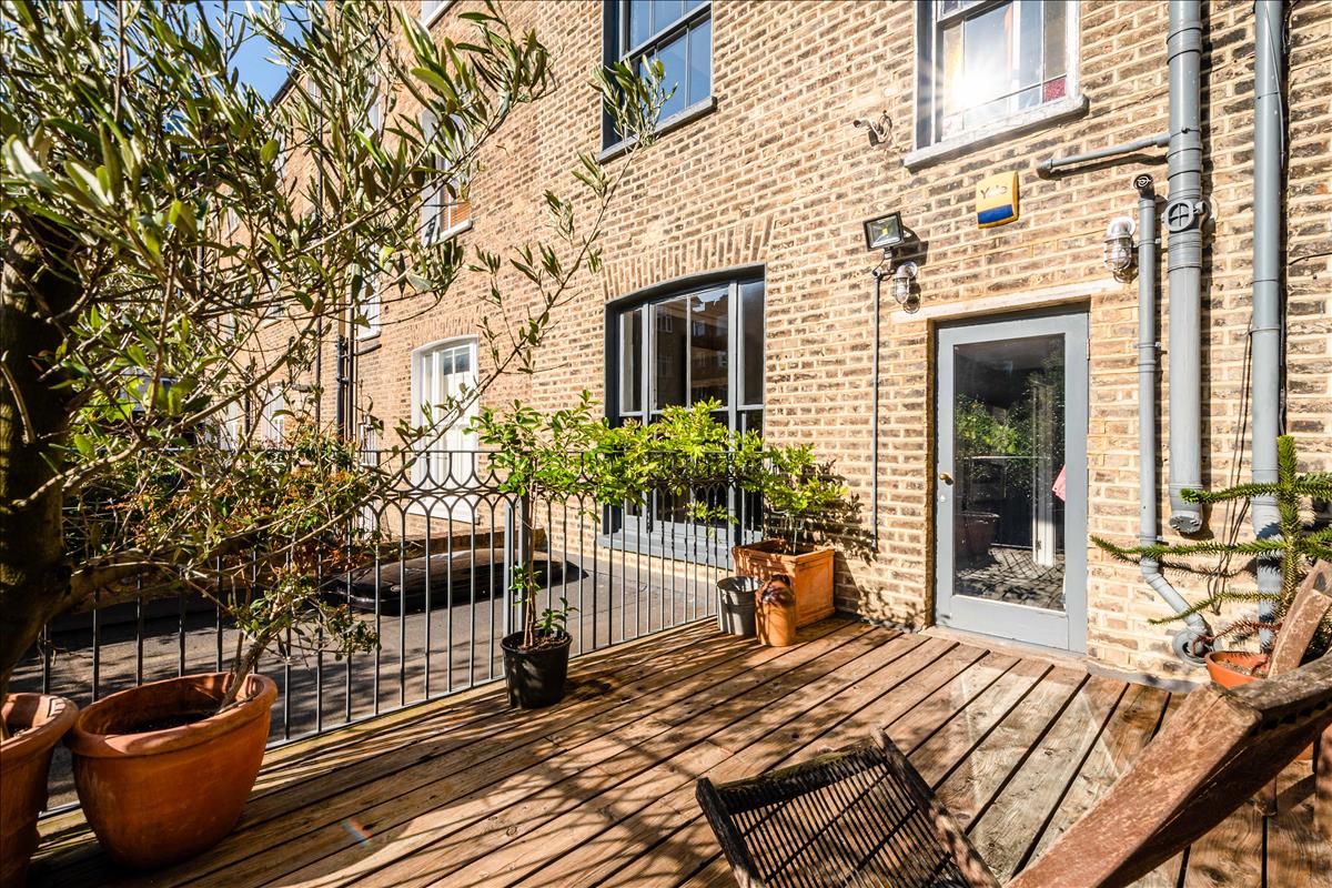 5 bedroom town house for sale London Fields, E9