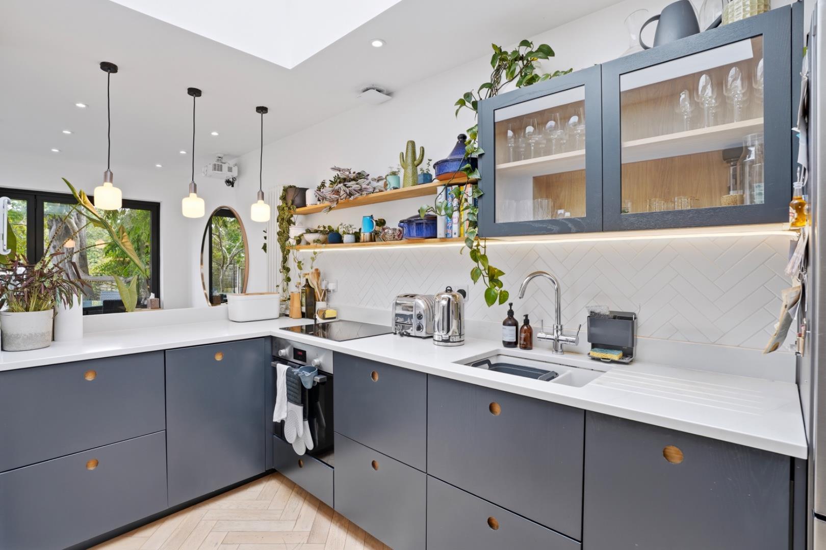 Property Image 9d2bfb48-d5d3-43cf-a64d-1dd9368491af