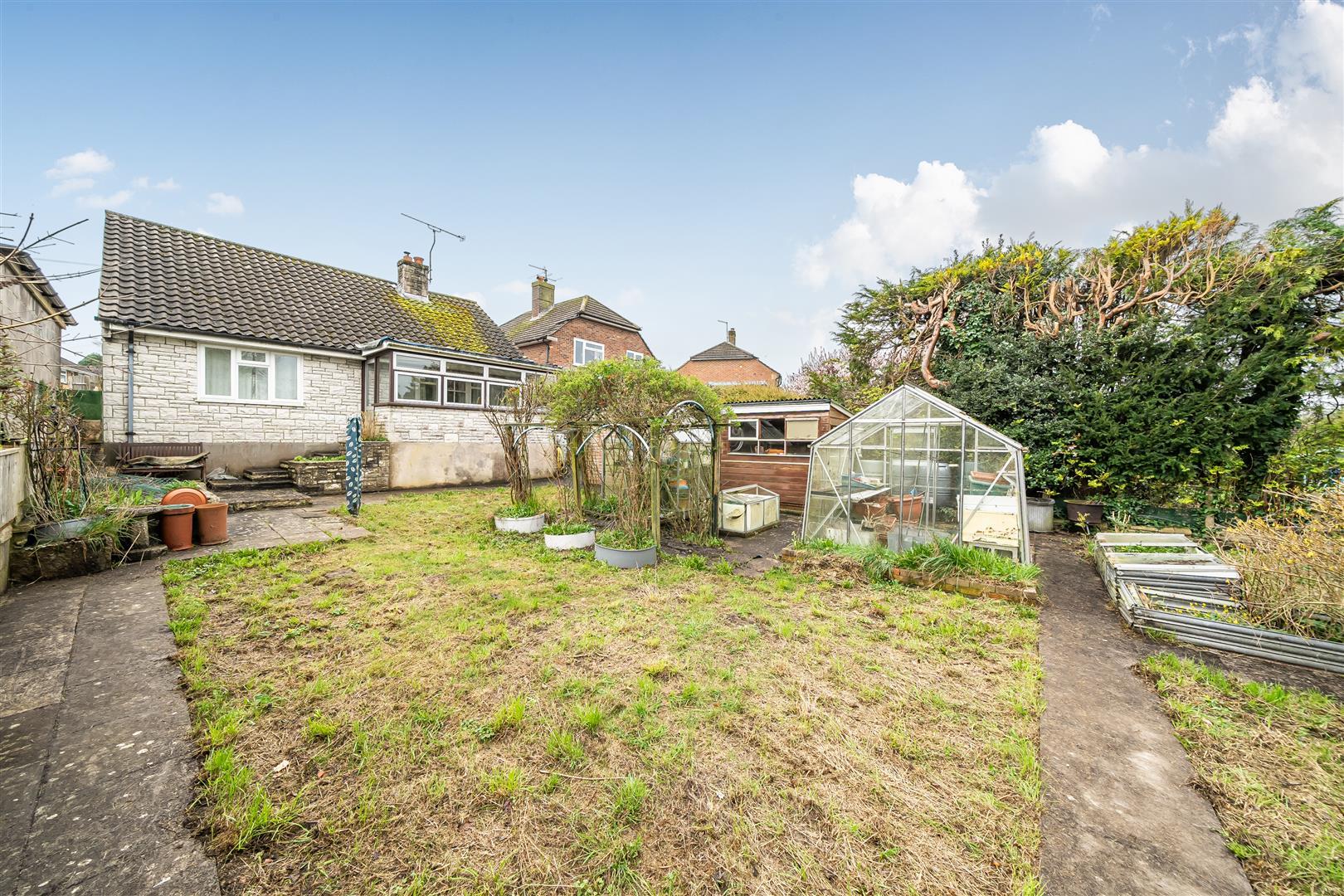 Property Image 9d2f33b2-4112-4454-a282-2b8b44a50cb5