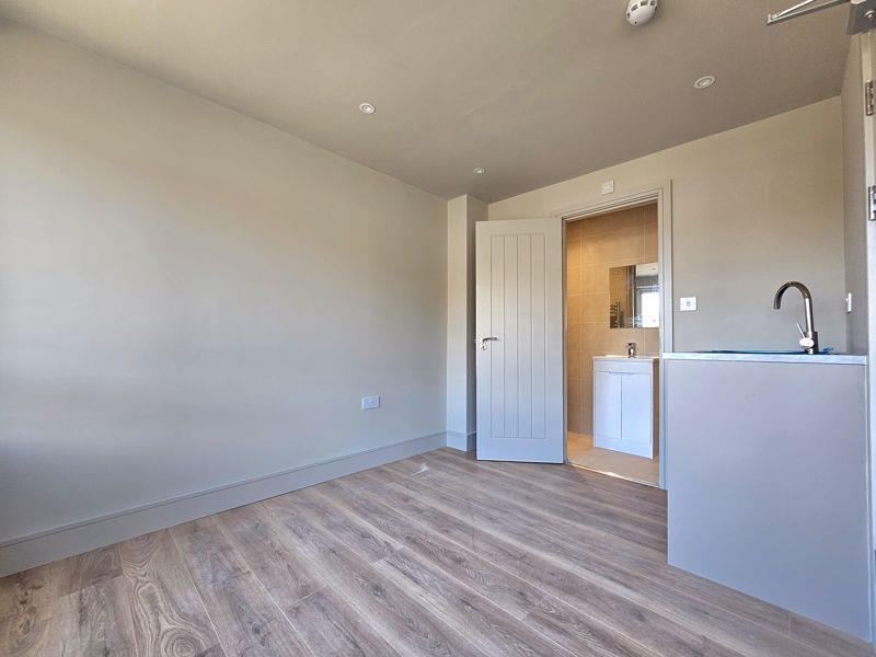 Property Image 9d394849-1011-45ba-941b-dd1dced4329c