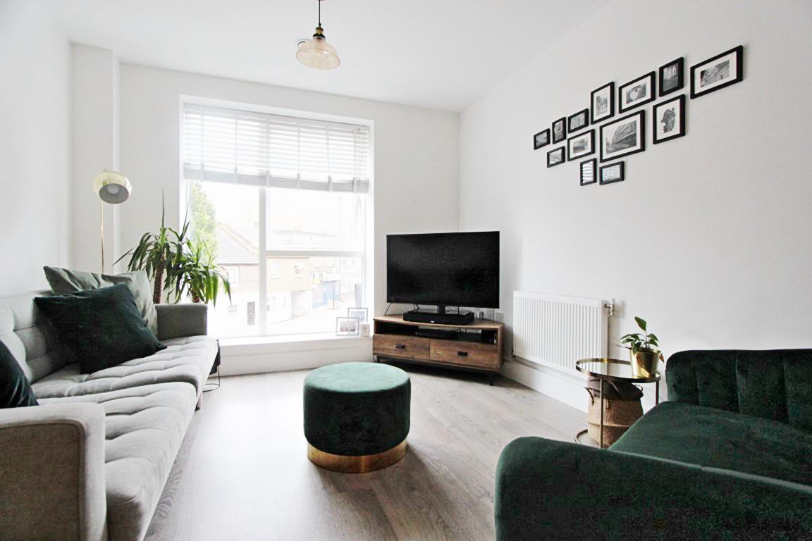 Property Image 9d3c49cb-c7b2-4638-b889-32cc220c53ee