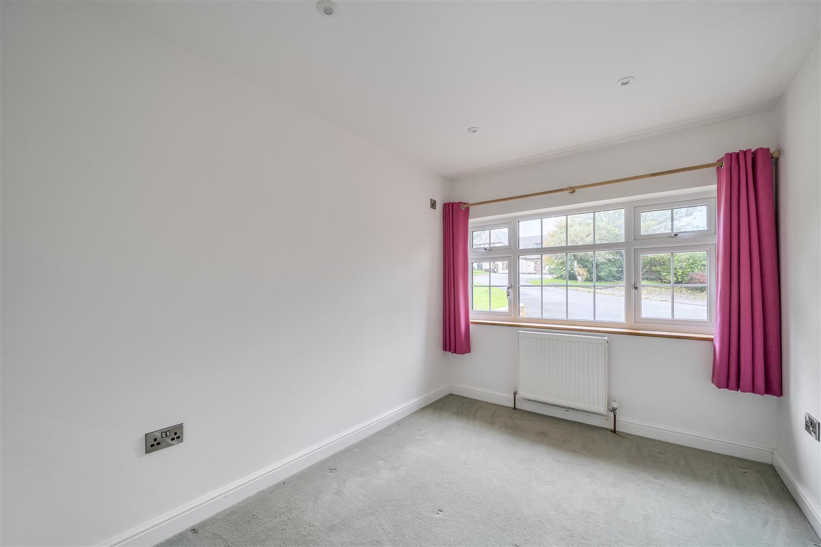 Property Image 9d501876-5e83-4cba-a410-422c3956a2c0