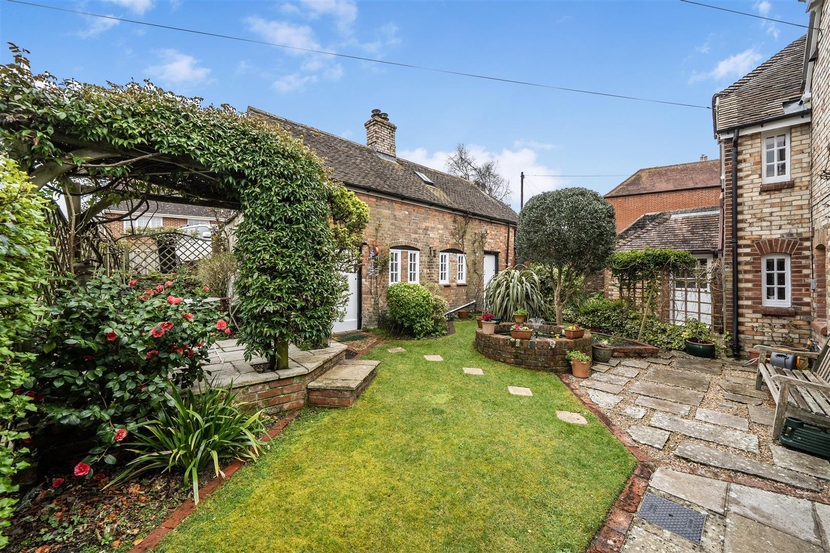Property Image 9d5028fa-02ca-4c70-b2a3-822e66f103ca