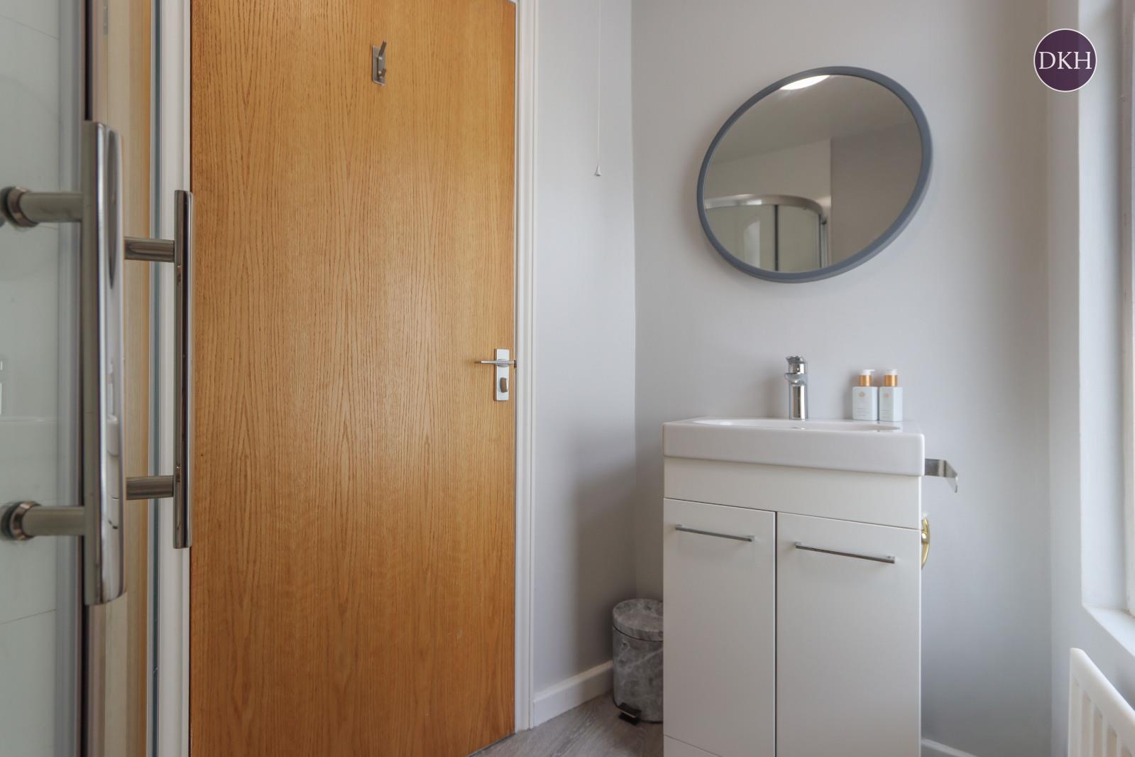 Property Image 9d52a169-f1dc-4e6d-bf8d-191901b400f6