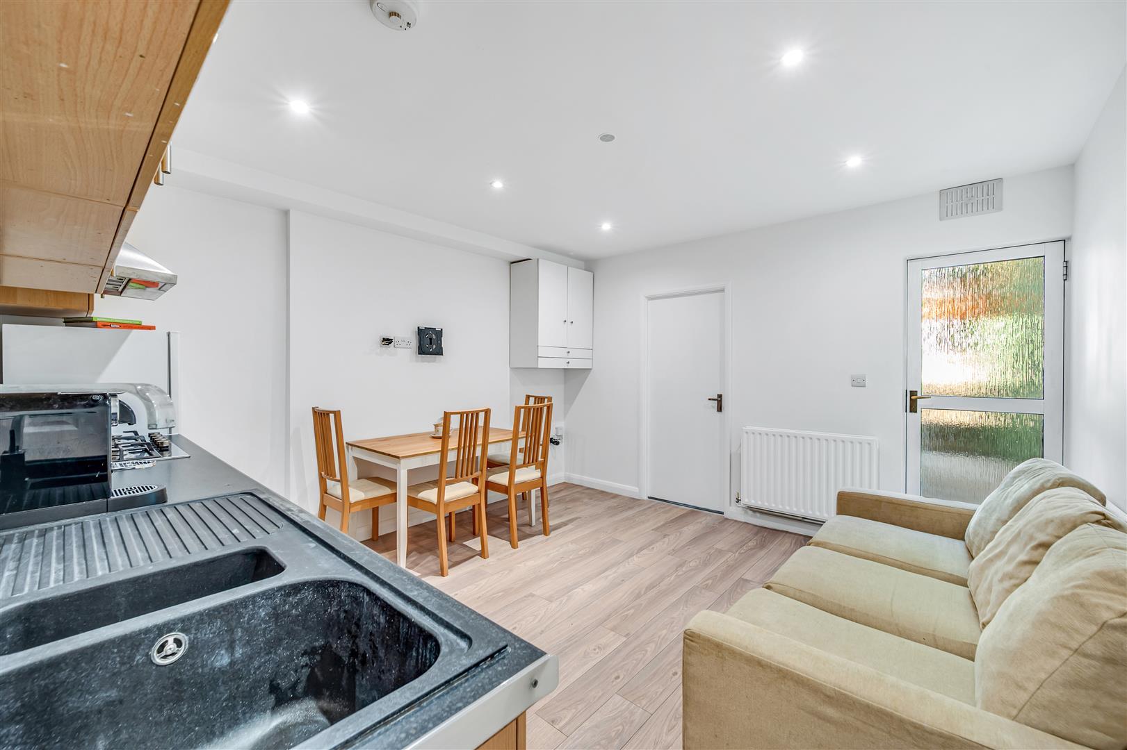 Property Image 9d546598-7886-41fa-ae11-b5ec1b24f7ea