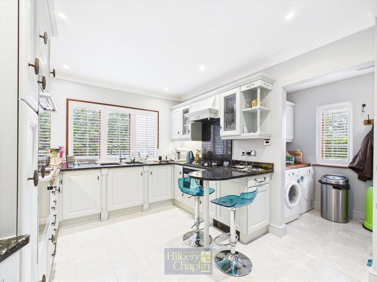 Property Image 9d5d63a9-f55a-4f61-8ae0-8fb55dbaec41