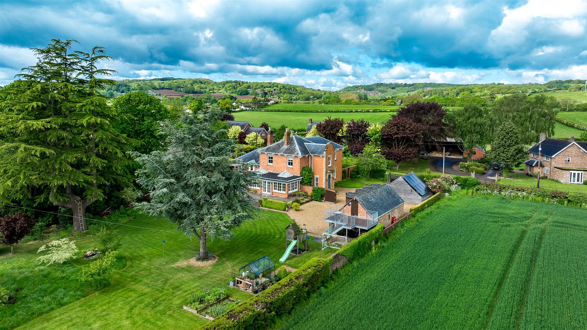 Property Image 9d92ac70-471b-4a75-a31f-8f6e03f2d94f