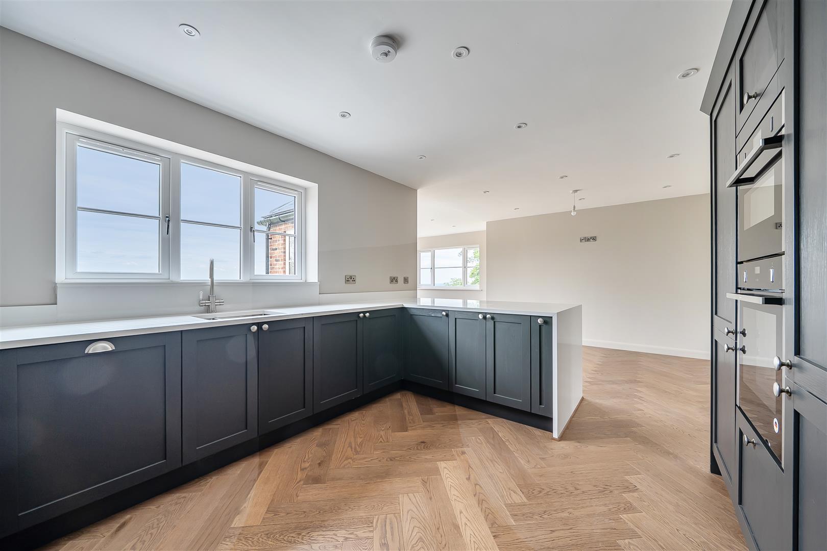 Property Image 9d9767d2-38cc-4fe6-b7c3-70e4a241b7f7