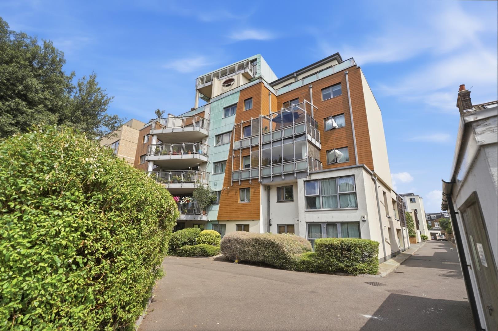 Property Image 9d982eb3-a47e-4606-a006-6882b77c2f5b