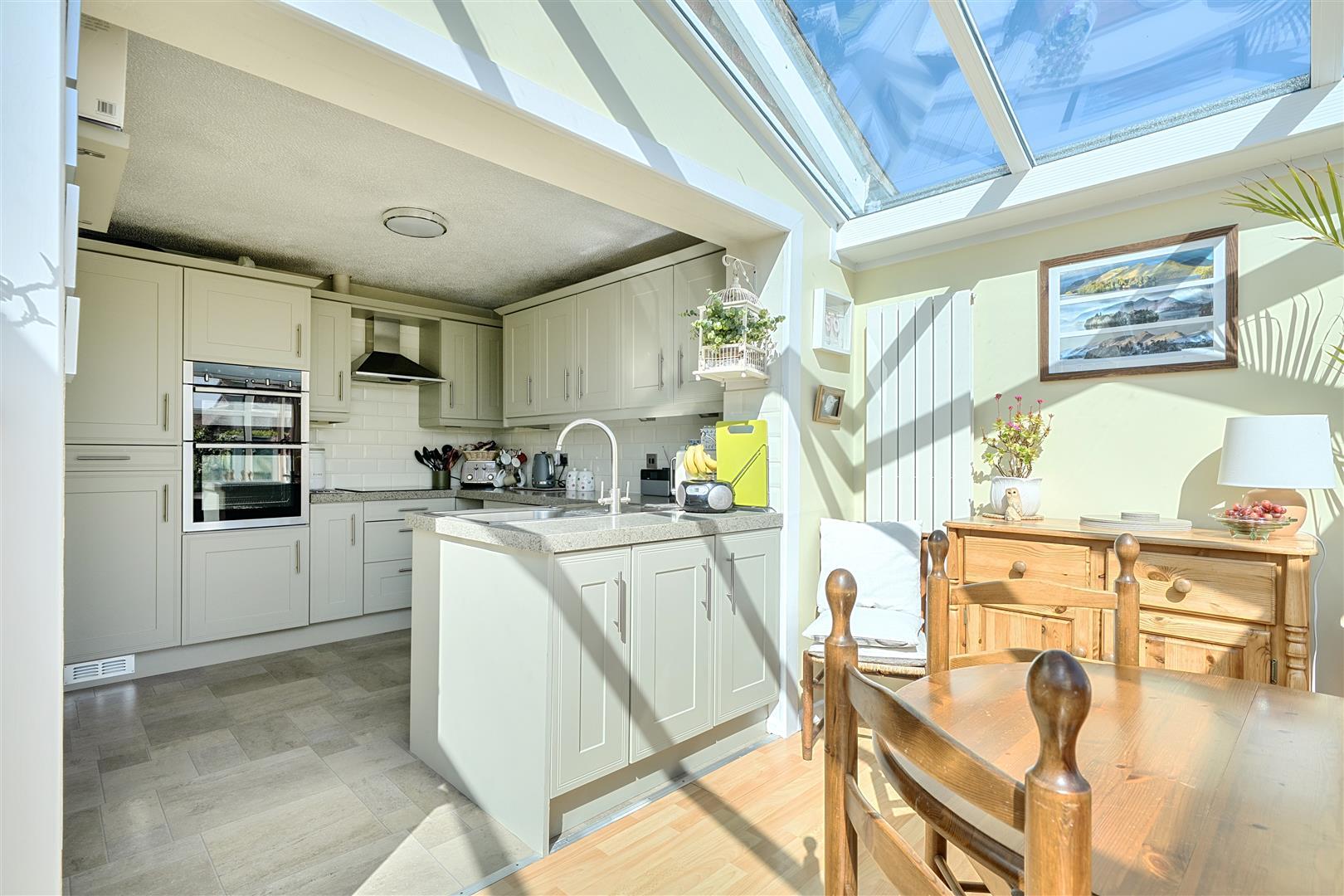 Property Image 9da86b8a-866d-4a76-a09b-fe63fd48a420
