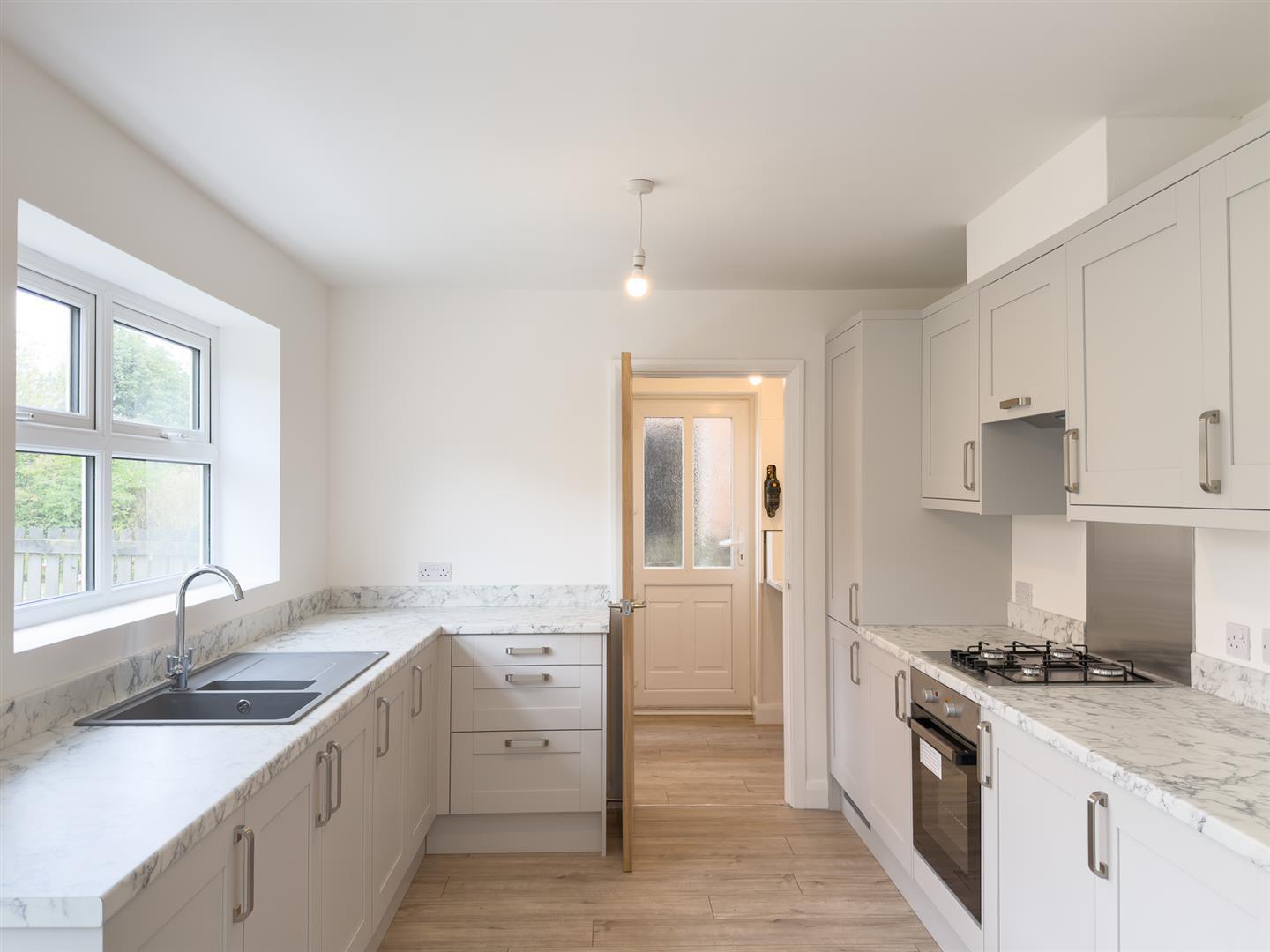 Property Image 9daa0265-4a43-4bd8-9a31-dfa97a72de35