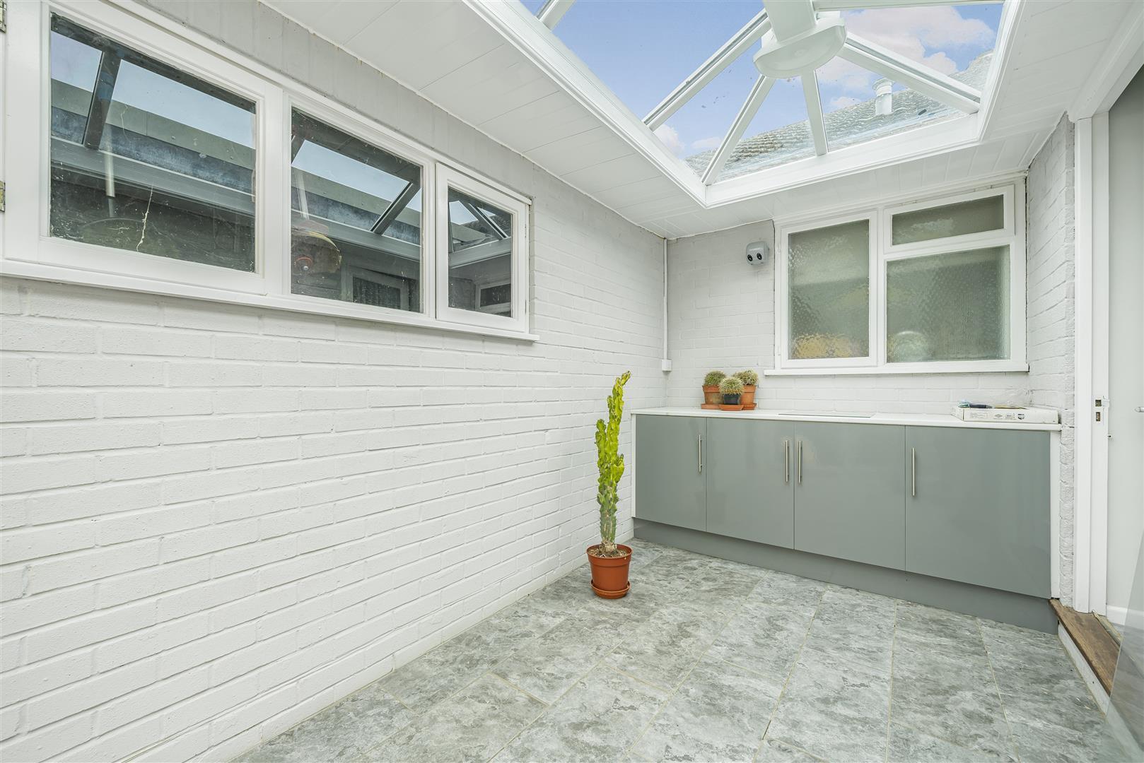 Property Image 9db17b5d-d45c-4f62-aebf-f6397e1f3124