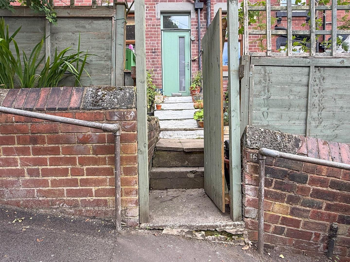 Property Image 9dbe84a9-fadb-4d56-b6fe-2b4dcb6c9166