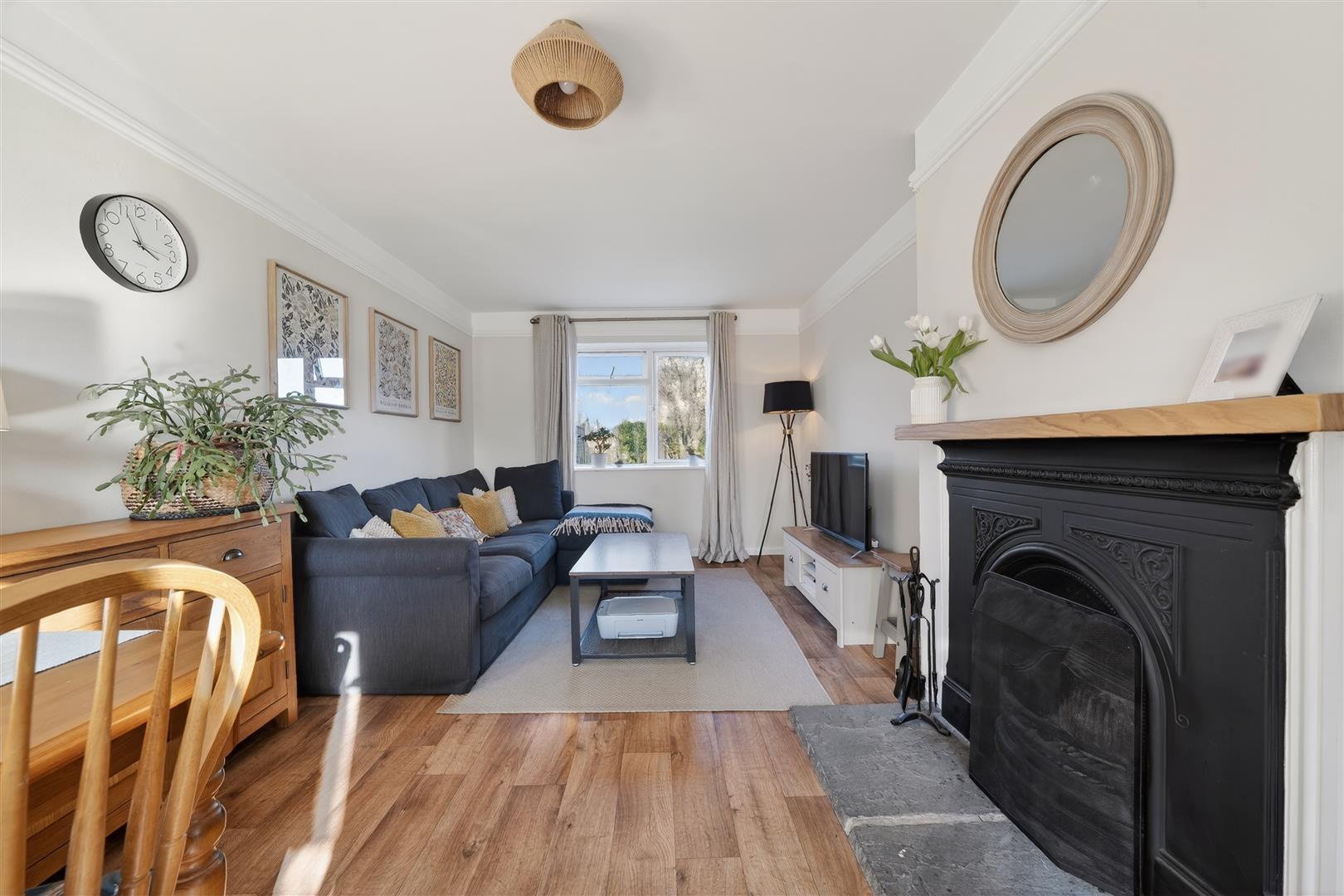 Property Image 9dd28e20-4f74-4963-933d-cf258e241bc5