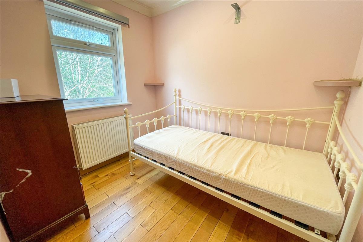 Property Image 9dd573d2-8c4b-4d4e-bfcc-94e0f261f949