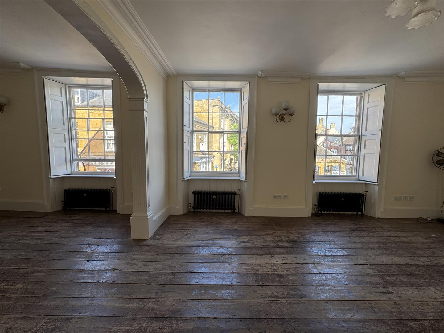 Property Image 9de33cff-f494-41e4-81d2-f68f3cc57b22