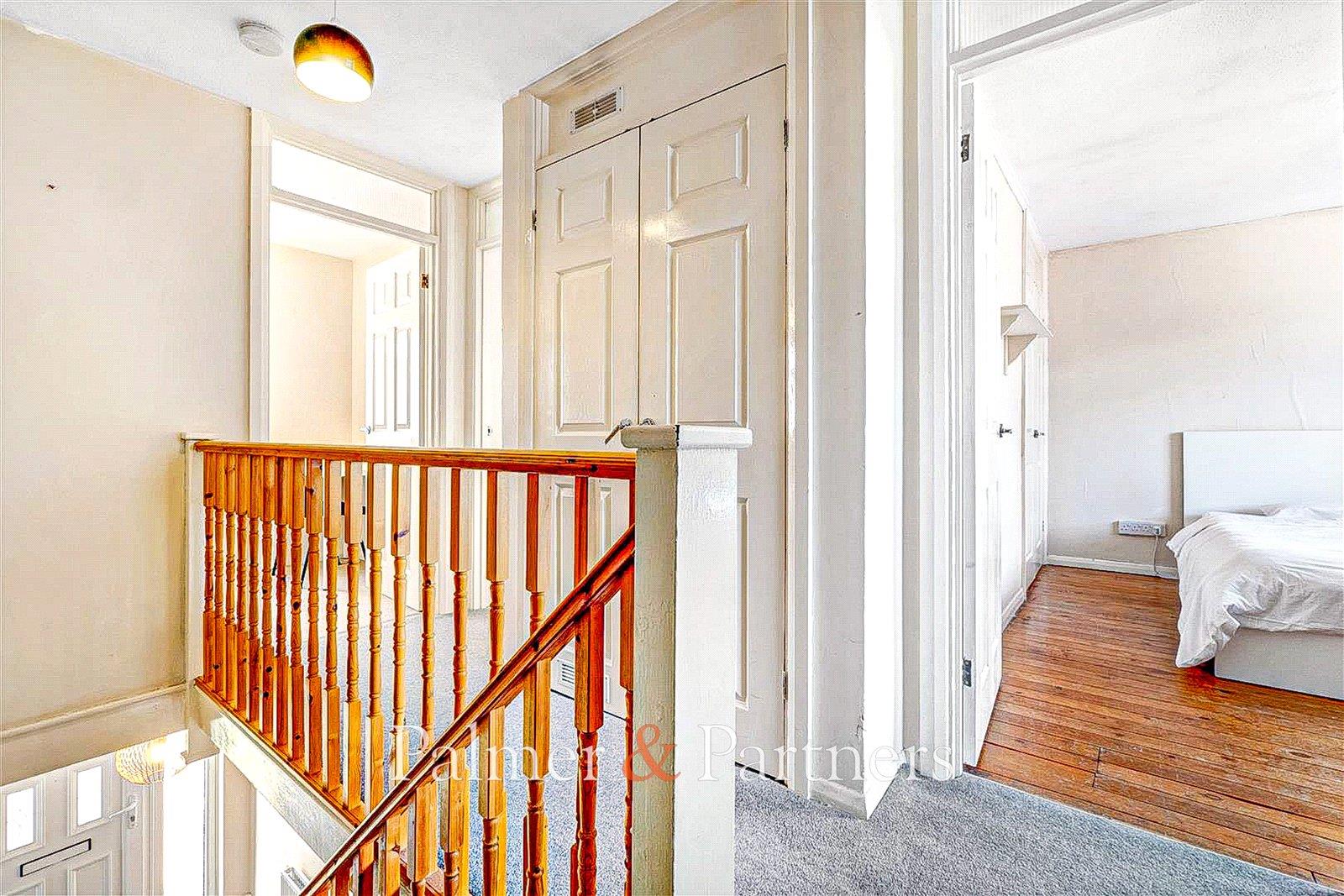 Property Image 9de6bf52-6ba3-46c3-9fe0-1689376ff6b0