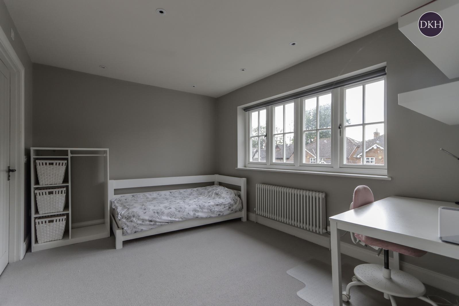 Property Image 9dedc349-17a6-432e-9f31-476e96942e4e