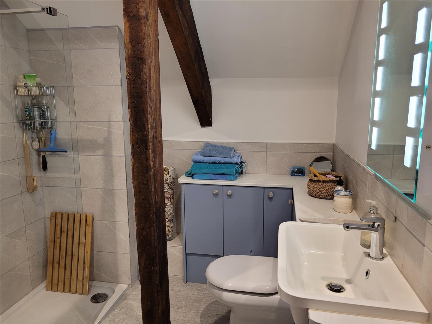 Property Image 9e00a1e9-d7a8-47f1-8fbd-b2406d9cd36e