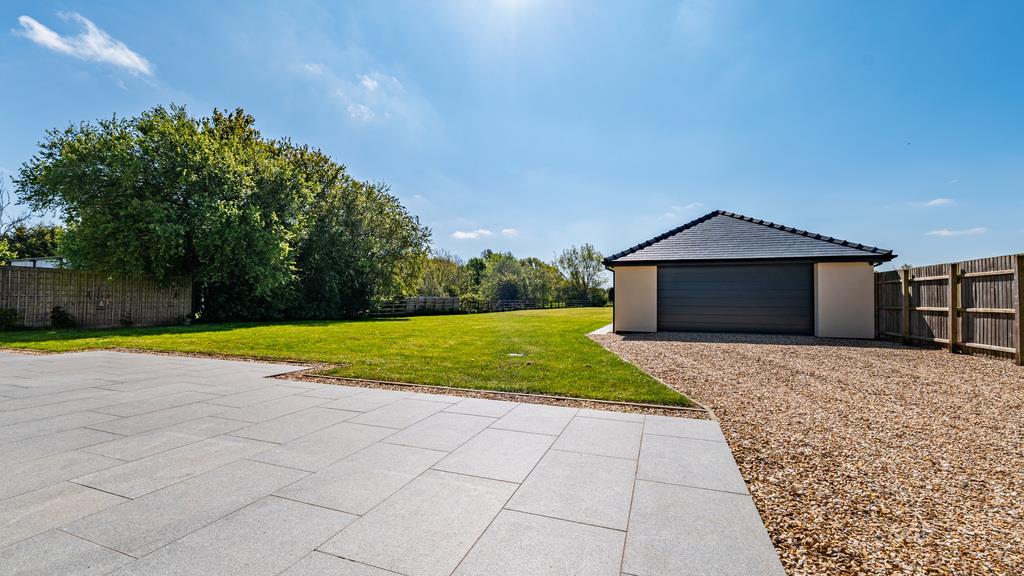 Property Image 9e126b75-dfe9-4e6e-a9a8-da7724339872