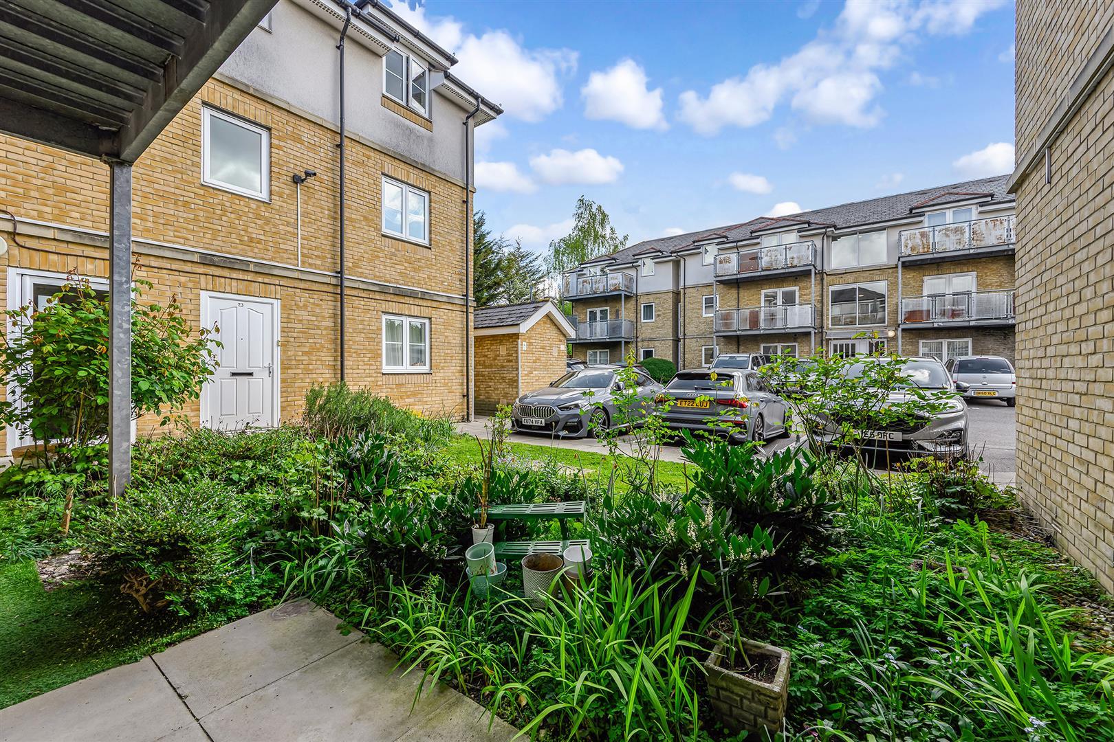 Property Image 9e179b65-dda8-467c-b357-582a8b75ba69