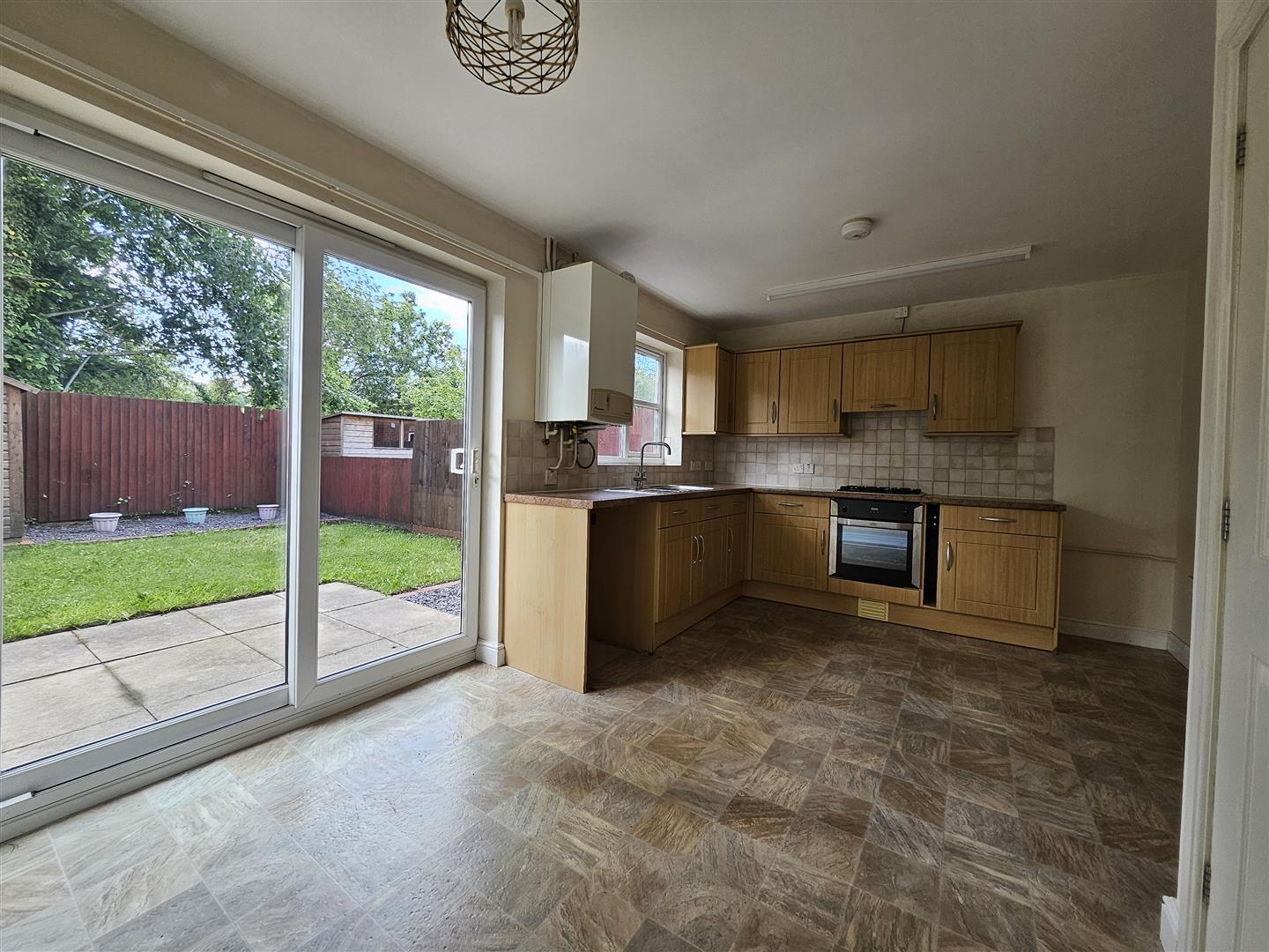 Property Image 9e1cf17e-cfca-4adb-9c05-af35e32da6a8