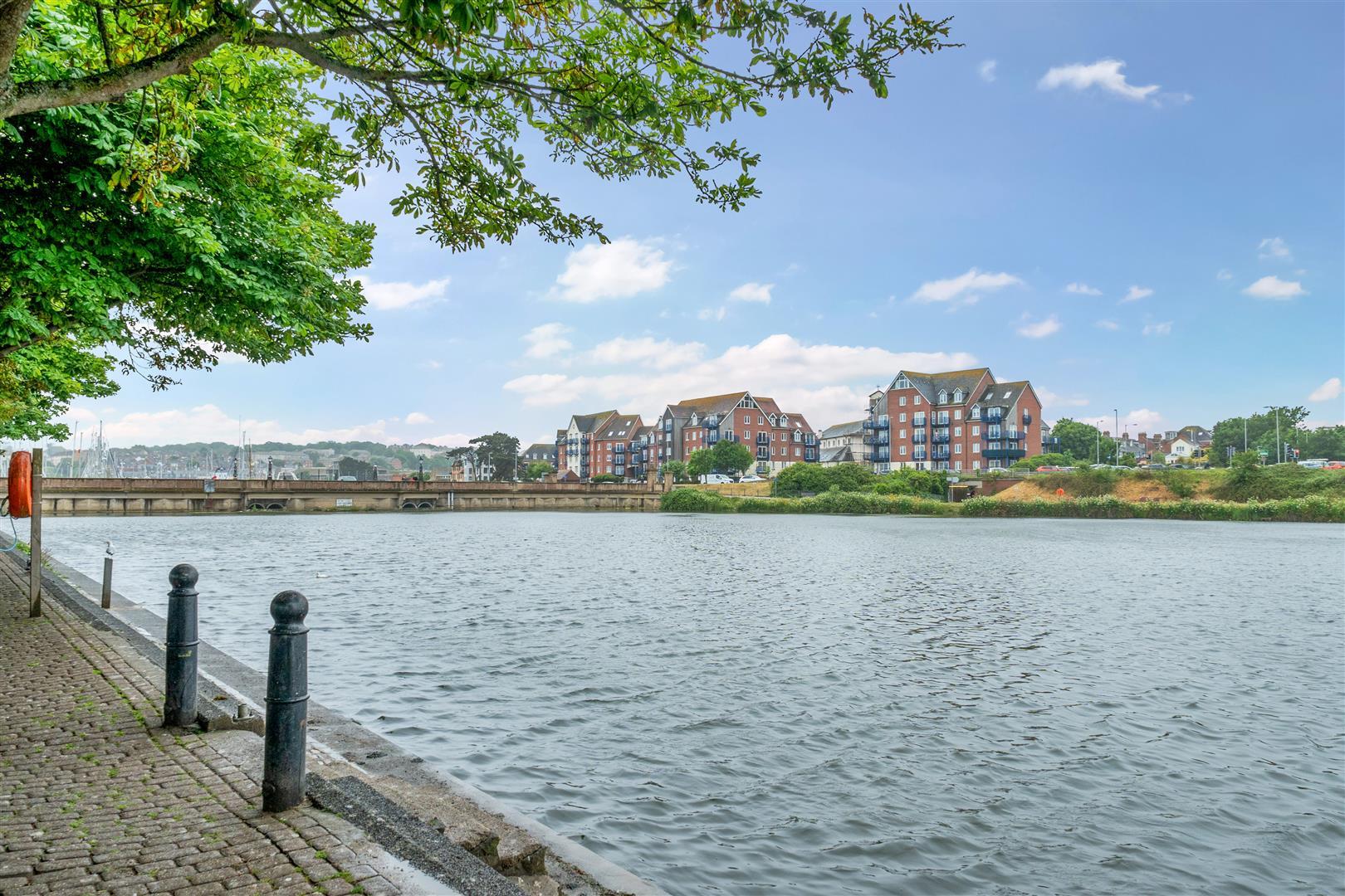 Property Image 9e215b19-4cb2-4478-aae1-a109afb576b7