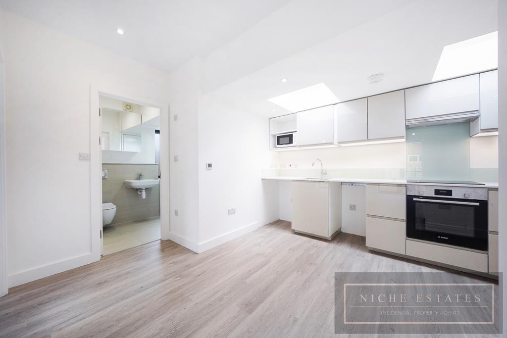 Property Image 9e244963-651f-460d-8a24-8c2e04edd41f