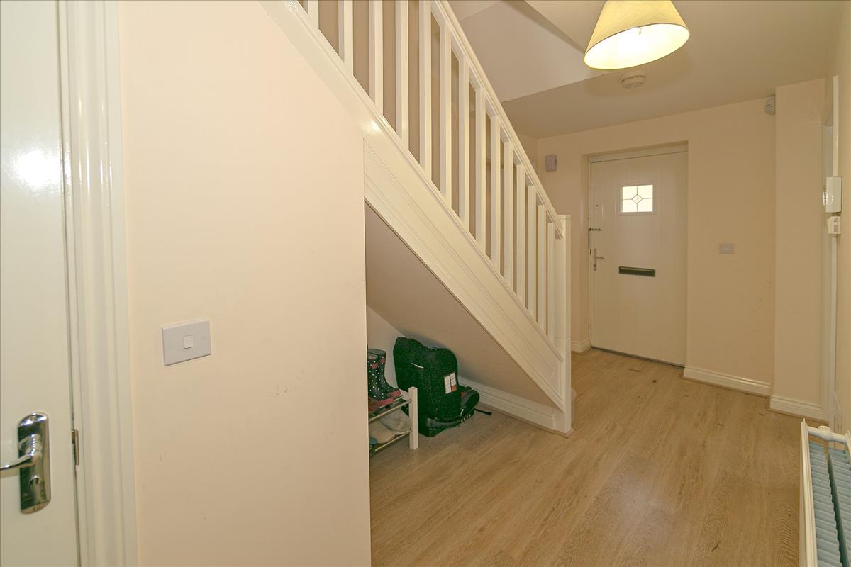 Property Image 9e29af9d-9094-40e5-a78f-8c93df1e0102