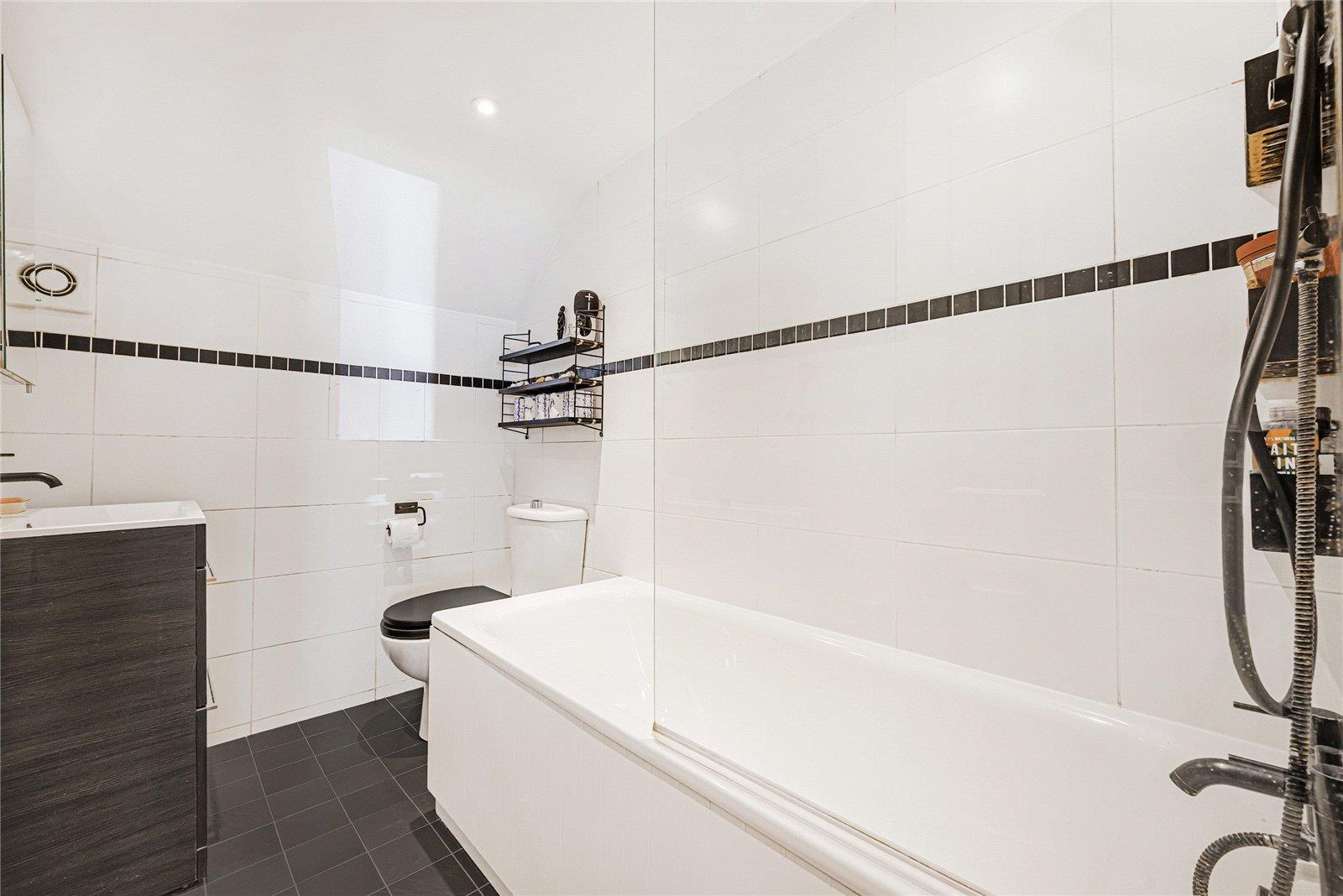 Property Image 9e2cb0b5-dbfa-46f3-85a1-88cadebca308