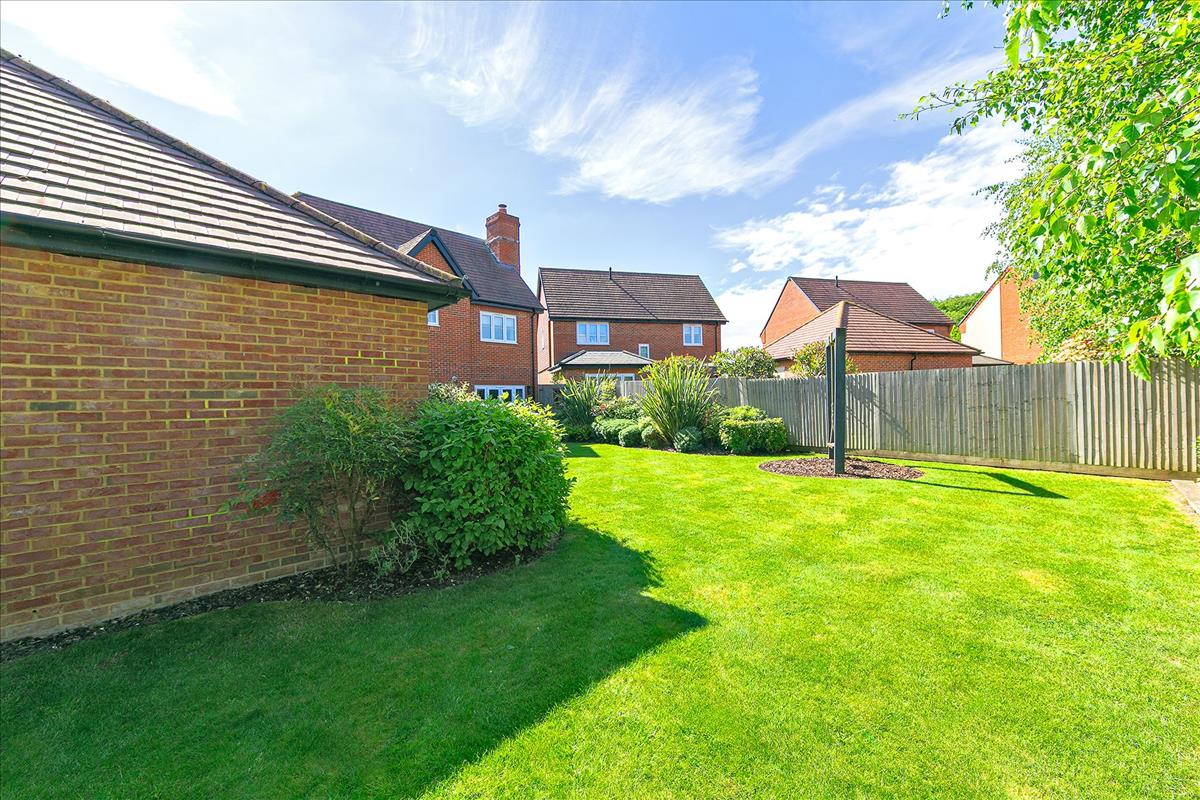 Property Image 9e2d27d7-8269-4bae-ab78-8ca7f22b964f